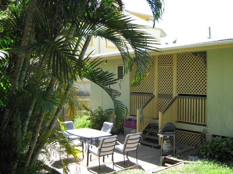 7 CARTER STREET, North Ward QLD 4810