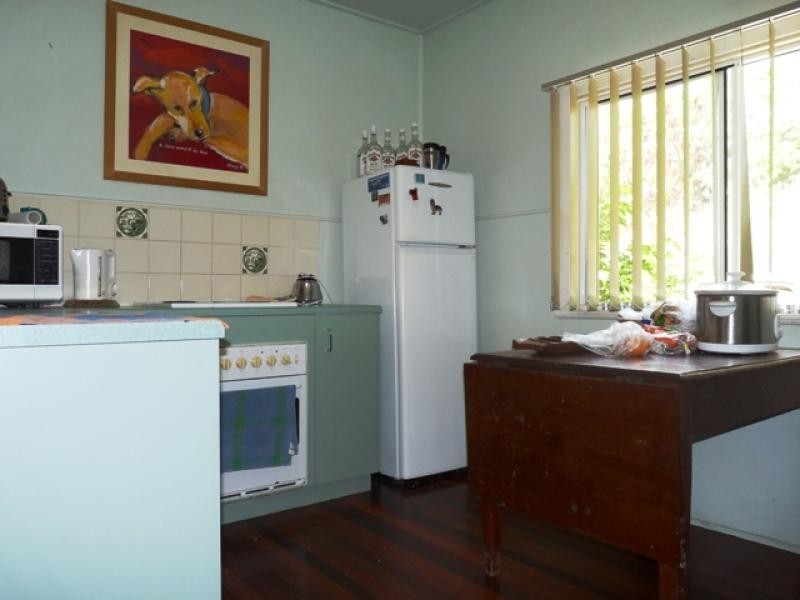 7 CARTER STREET, North Ward QLD 4810