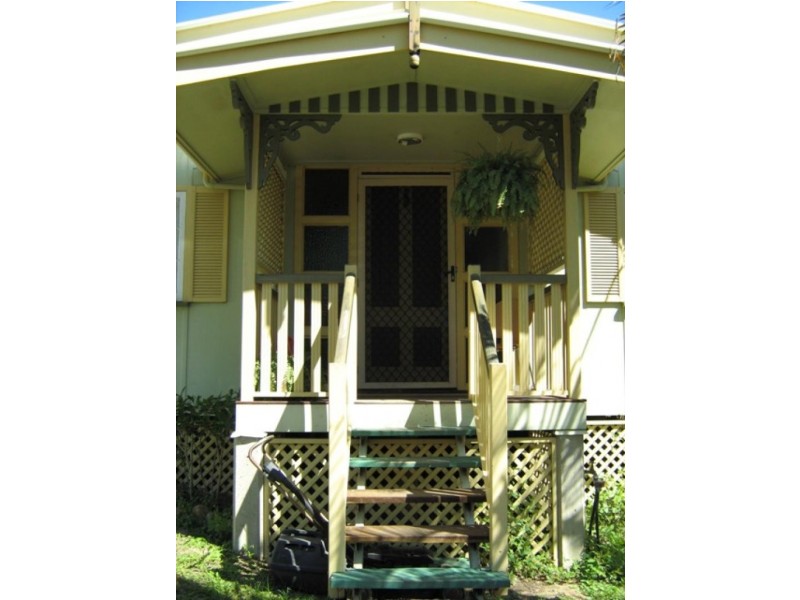 7 CARTER STREET, North Ward QLD 4810