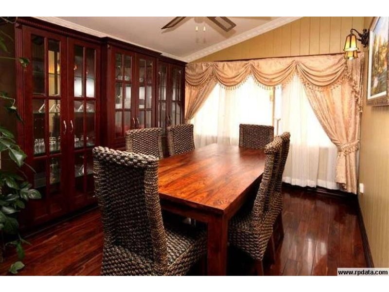 14 RALSTON STREET, West End QLD 4810