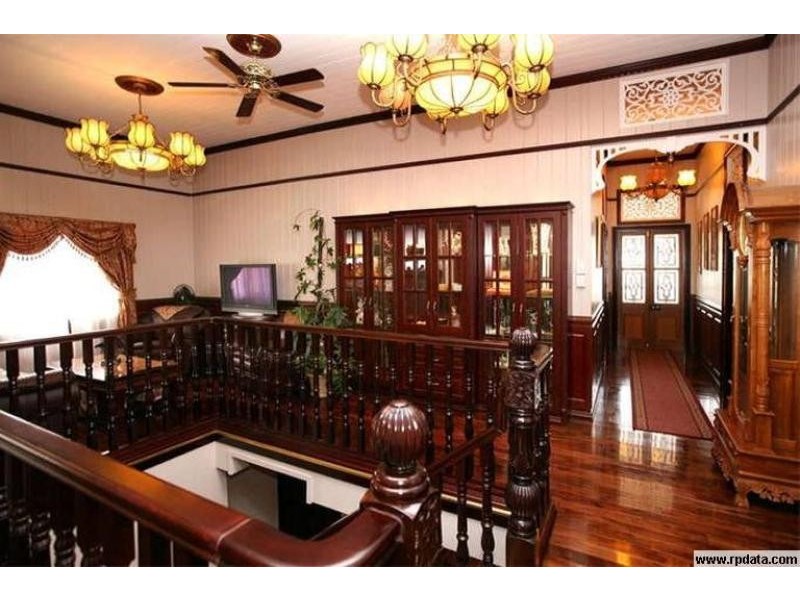 14 RALSTON STREET, West End QLD 4810