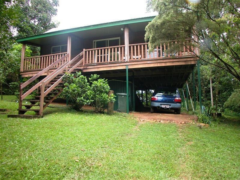 8 SMITH STREET, Paluma QLD 4816