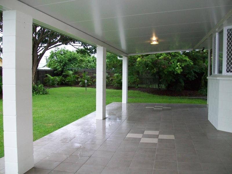 14 TARTAN PLACE, Rasmussen QLD 4815