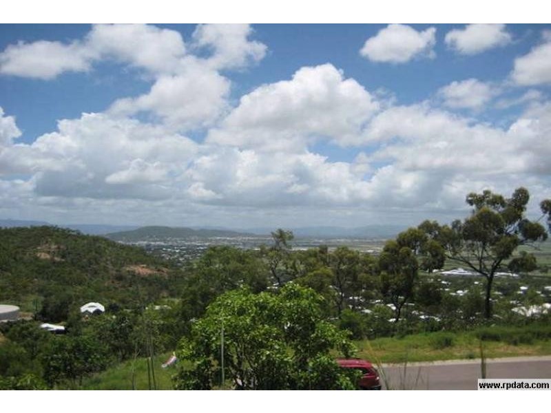 2 ASCOT PLACE, Castle Hill QLD 4810