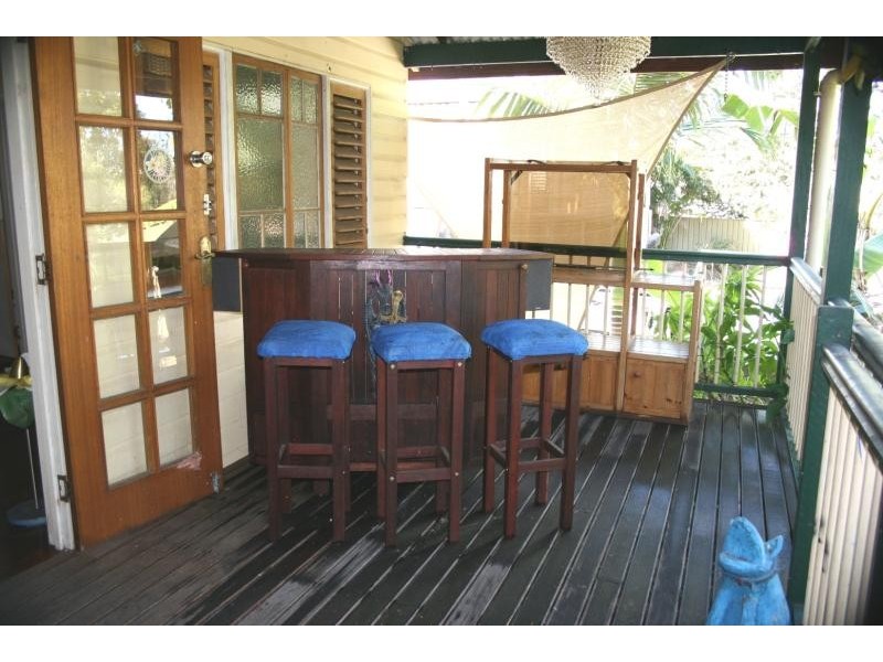 38 BAYSWATER TERRACE, Hyde Park QLD 4812