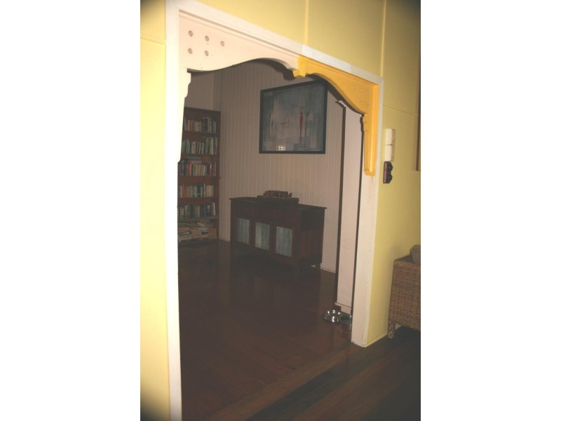 38 BAYSWATER TERRACE, Hyde Park QLD 4812