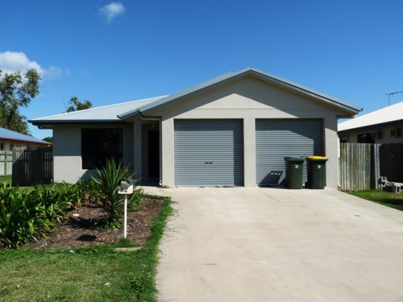 32 JANELLE STREET, Kelso QLD 4815