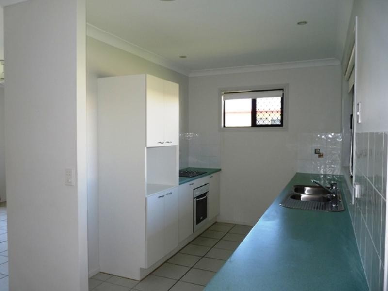 32 JANELLE STREET, Kelso QLD 4815