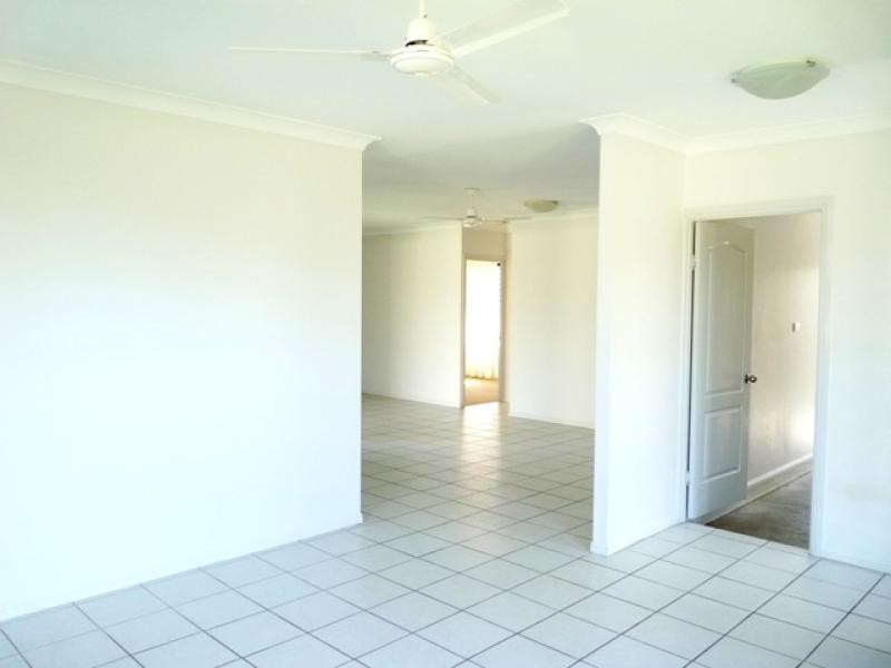 32 JANELLE STREET, Kelso QLD 4815