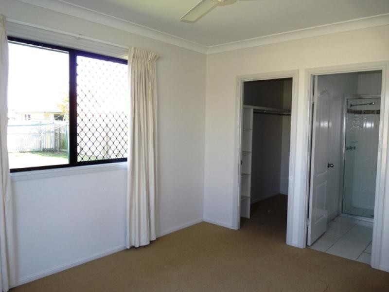 32 JANELLE STREET, Kelso QLD 4815