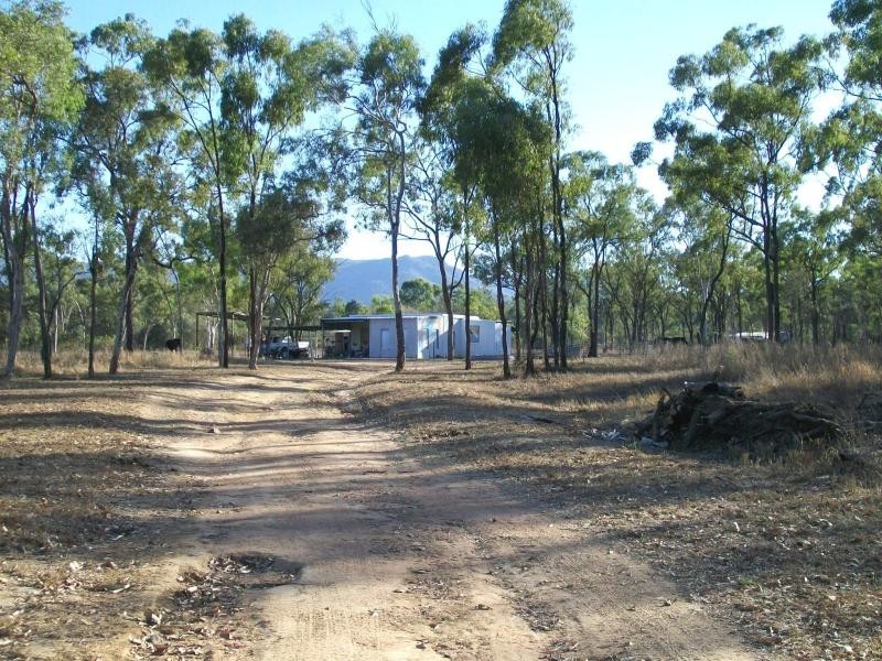 22 SKYDIVER ROAD, Woodstock QLD 4816