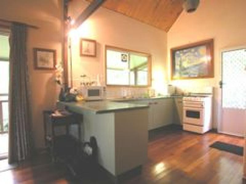 8 SMITH STREET, Paluma QLD 4816