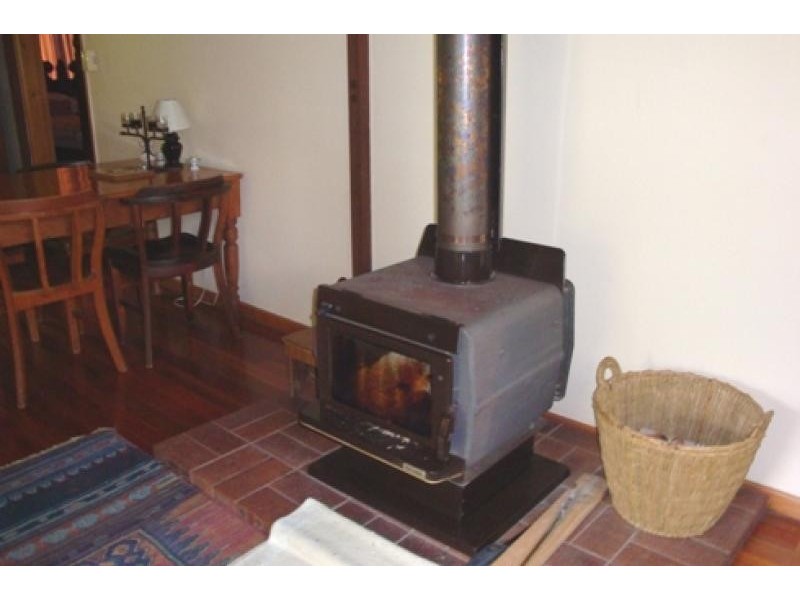 8 SMITH STREET, Paluma QLD 4816