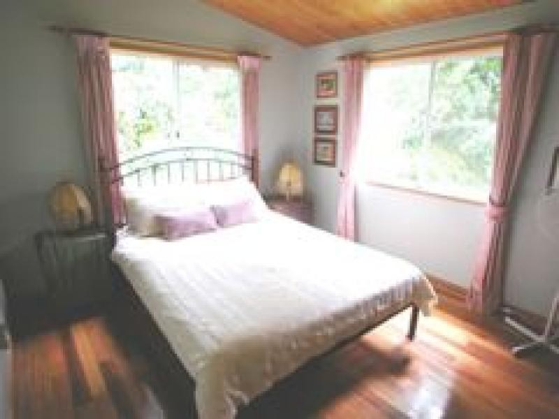 8 SMITH STREET, Paluma QLD 4816