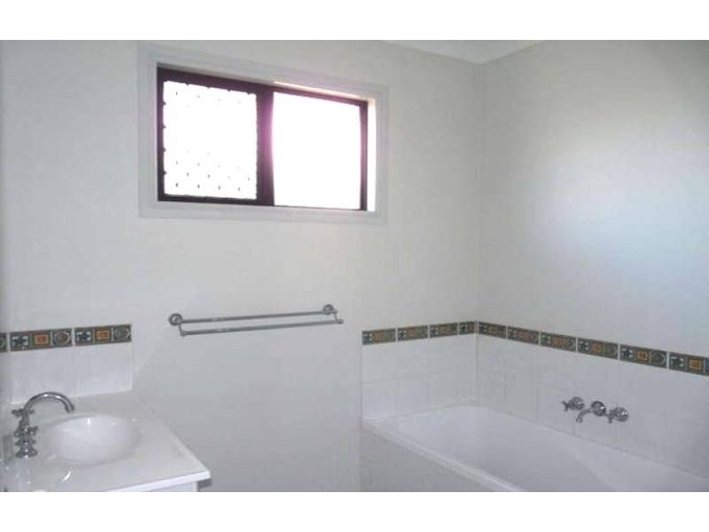 32 Janelle Street, Kelso QLD 4815