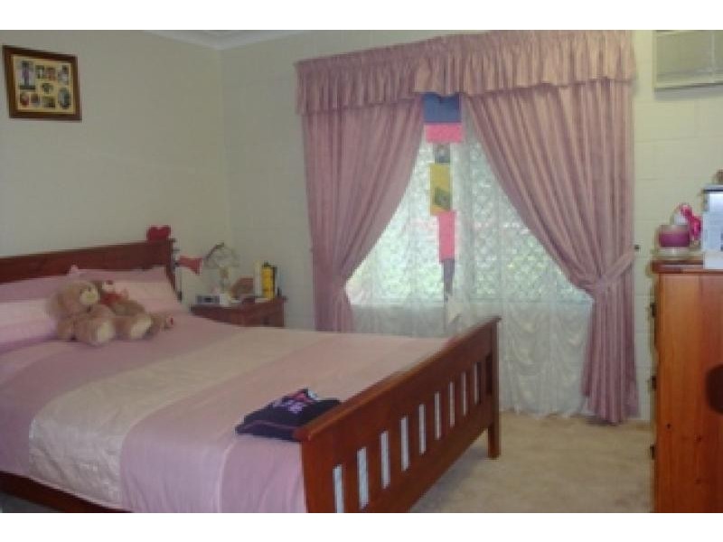 1 TANSEY COURT, Kelso QLD 4815