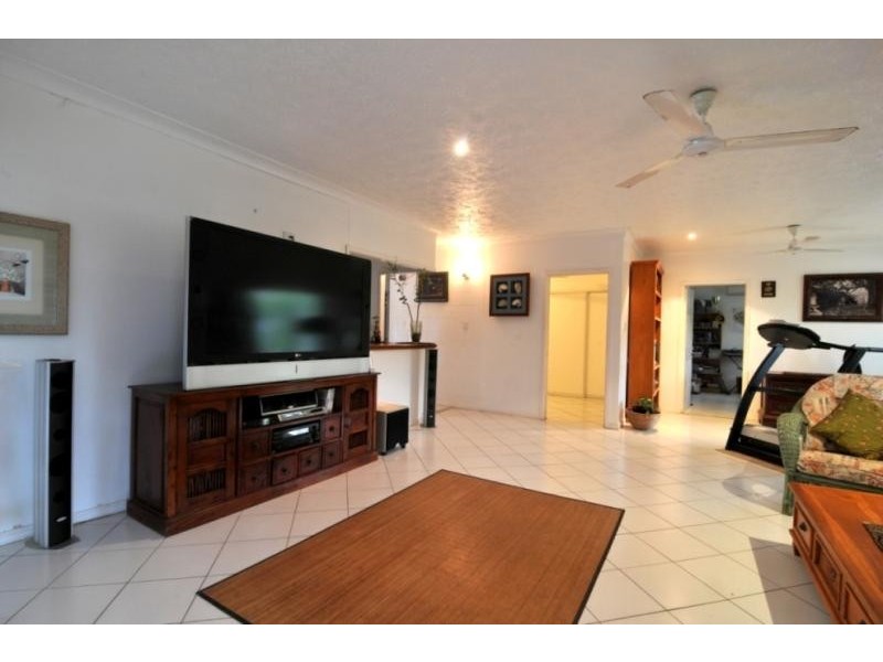 106 BALGAL BEACH ROAD, Balgal Beach QLD 4816