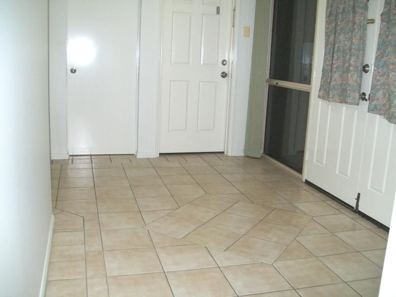 38 BURNDA STREET, Kirwan QLD 4817