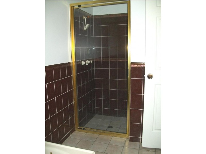 38 BURNDA STREET, Kirwan QLD 4817