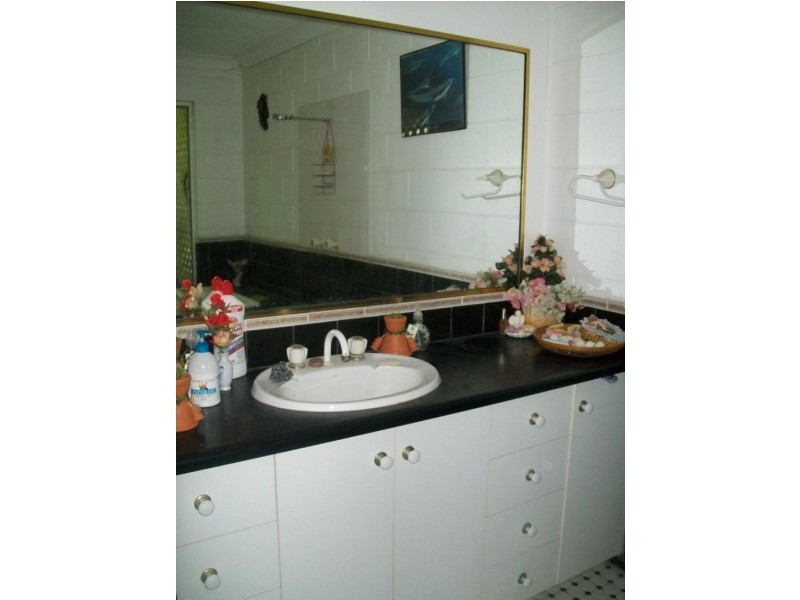 30 MURRAY ROAD, Woodstock QLD 4816