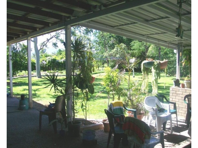 30 MURRAY ROAD, Woodstock QLD 4816