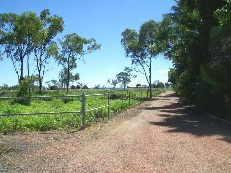 30 MURRAY ROAD, Woodstock QLD 4816