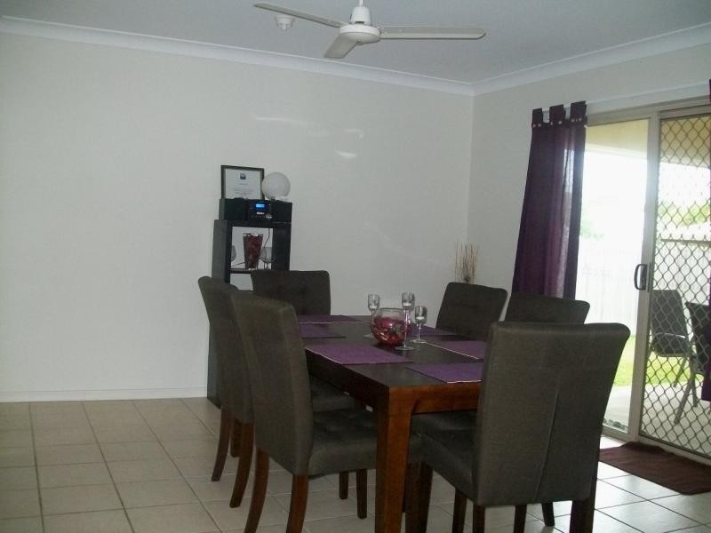 12 HILTON WAY, Mount Louisa QLD 4814