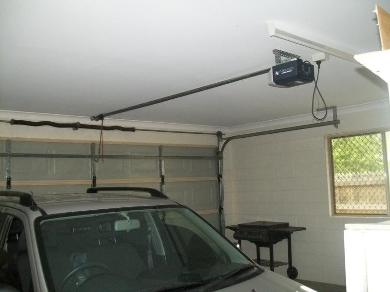 12 HILTON WAY, Mount Louisa QLD 4814