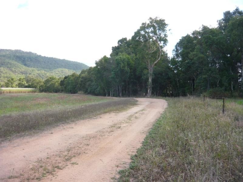 Lot 3/ BRUCE HIGHWAY, Bambaroo QLD 4850