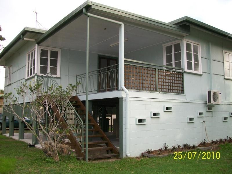 22 HAIG STREET, Pimlico QLD 4812