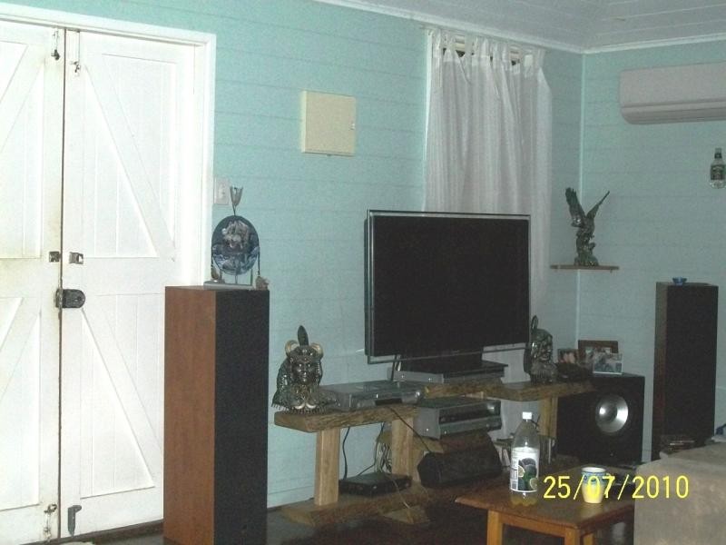 22 HAIG STREET, Pimlico QLD 4812