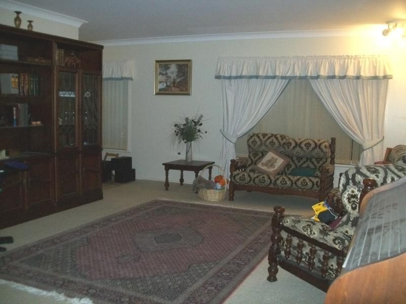 8 TINGLEWOOD STREET, Kirwan QLD 4817