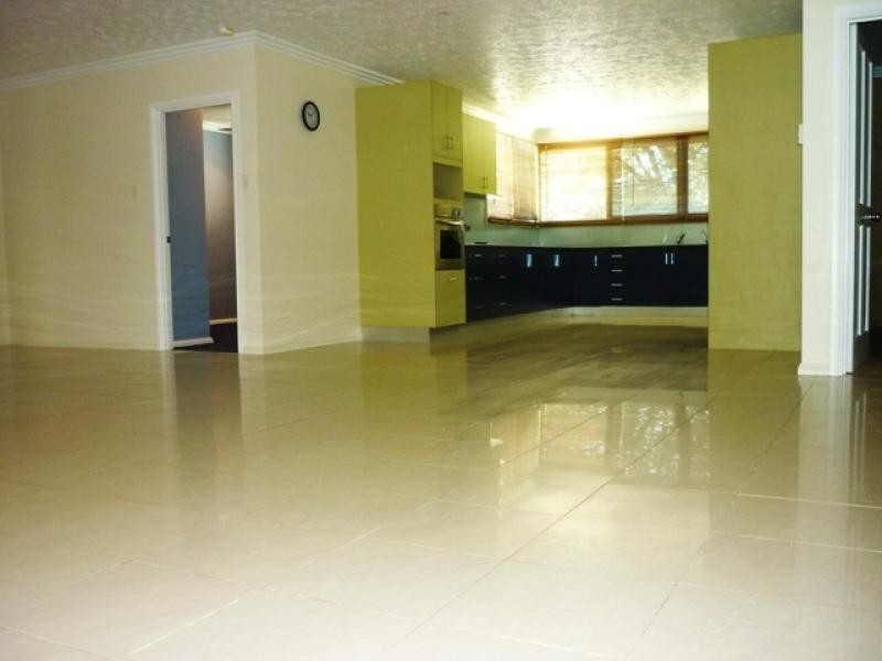 15 Quinn, Rosslea QLD 4812