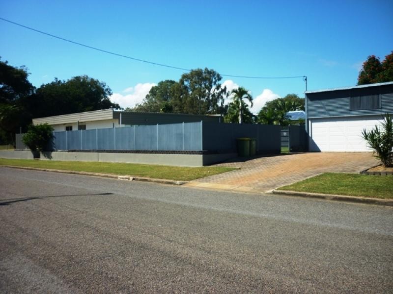 15 Quinn, Rosslea QLD 4812