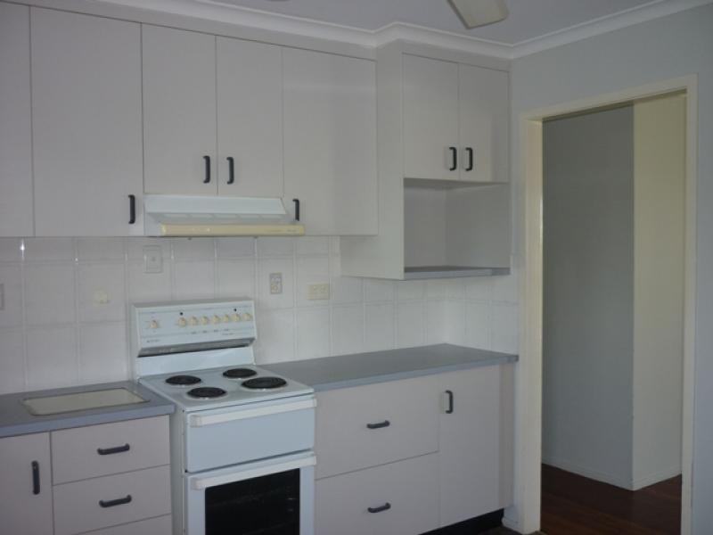 16 Bligh Street, Kirwan QLD 4817