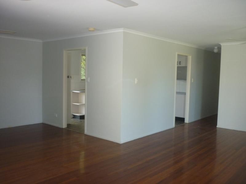 16 Bligh Street, Kirwan QLD 4817