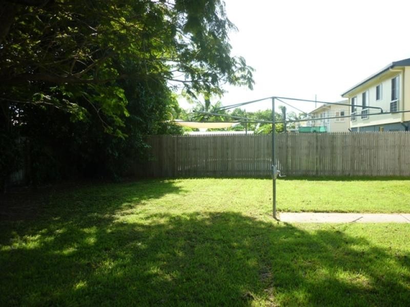 16 Bligh Street, Kirwan QLD 4817