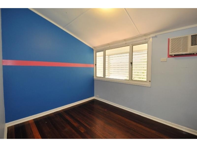 15 McKILLOP STREET, Belgian Gardens QLD 4810