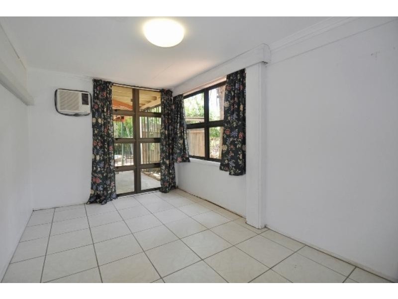 15 McKILLOP STREET, Belgian Gardens QLD 4810