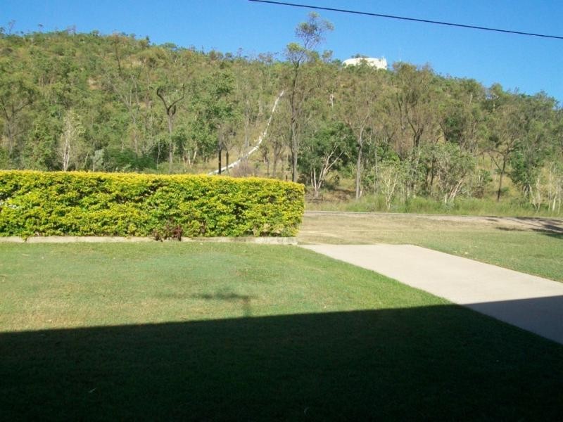 11 MT KULBURN DRIVE, Jensen QLD 4818