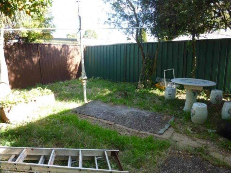 8 Sheffield Street, Auburn NSW 2144