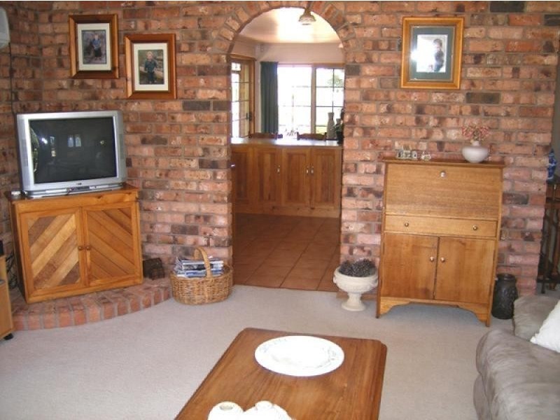 36 Pineleigh Street, Penguin TAS 7316