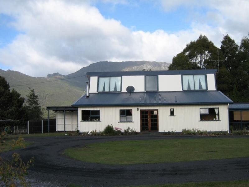 1710 LOONGANA ROAD, Loongana TAS 7315