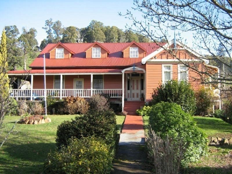 62 MAIN STREET, Wilmot TAS 7310