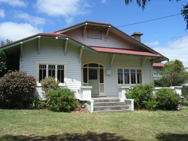 4 RIVERSIDE AVENUE, Ulverstone TAS 7315