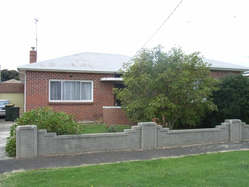 18 Queen Street, Ulverstone TAS 7315