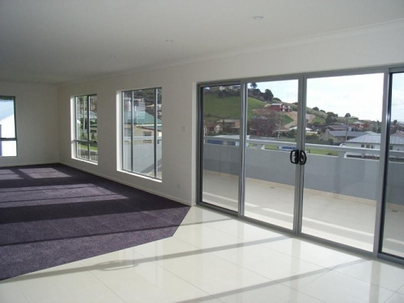 2 HARLEY COURT, Ulverstone TAS 7315