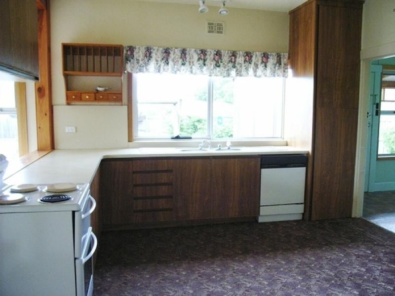 13 EASTLAND DRIVE, Ulverstone TAS 7315