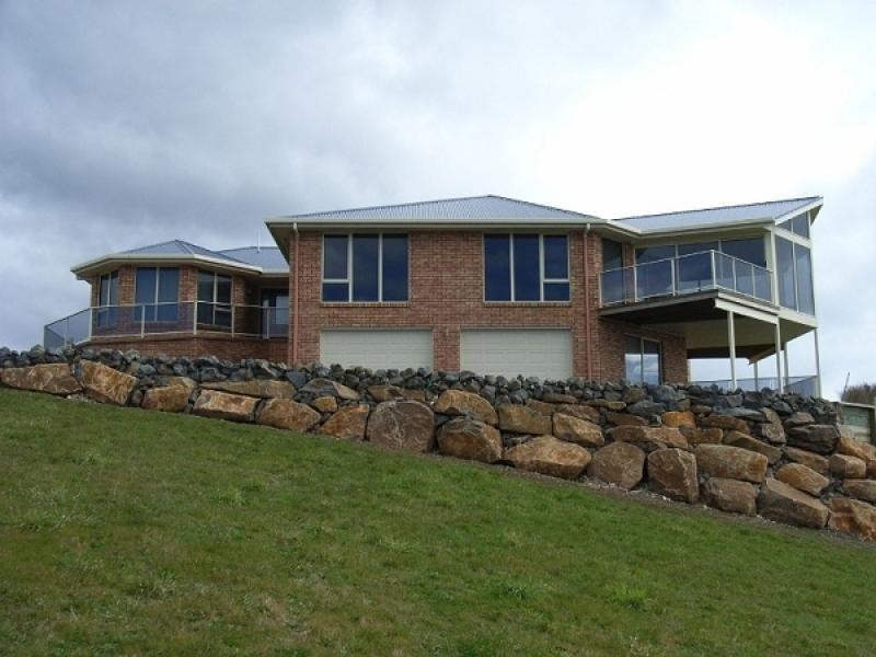 193 Upper Maud Street, Ulverstone TAS 7315