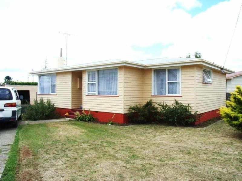 11 MCCULLOCH STREET, Ulverstone TAS 7315